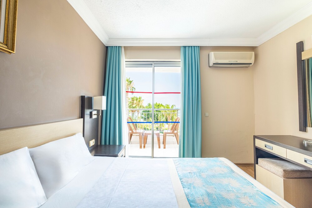 

Milano - Kemer - Viking Nona Beach