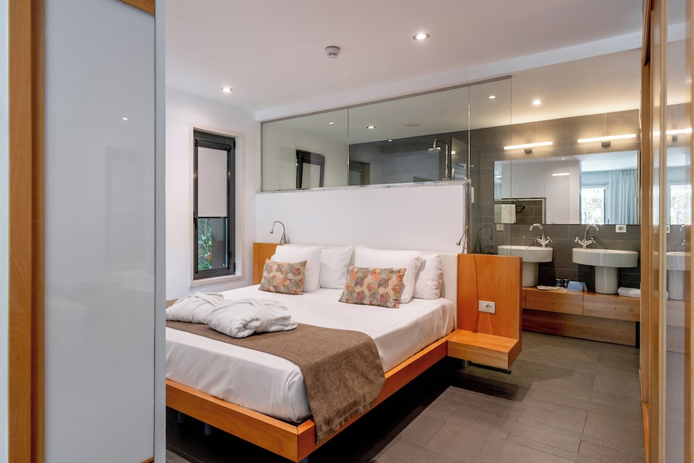 

Pisa - S'agaro - Hotel NM Suites by Escampa Hotels