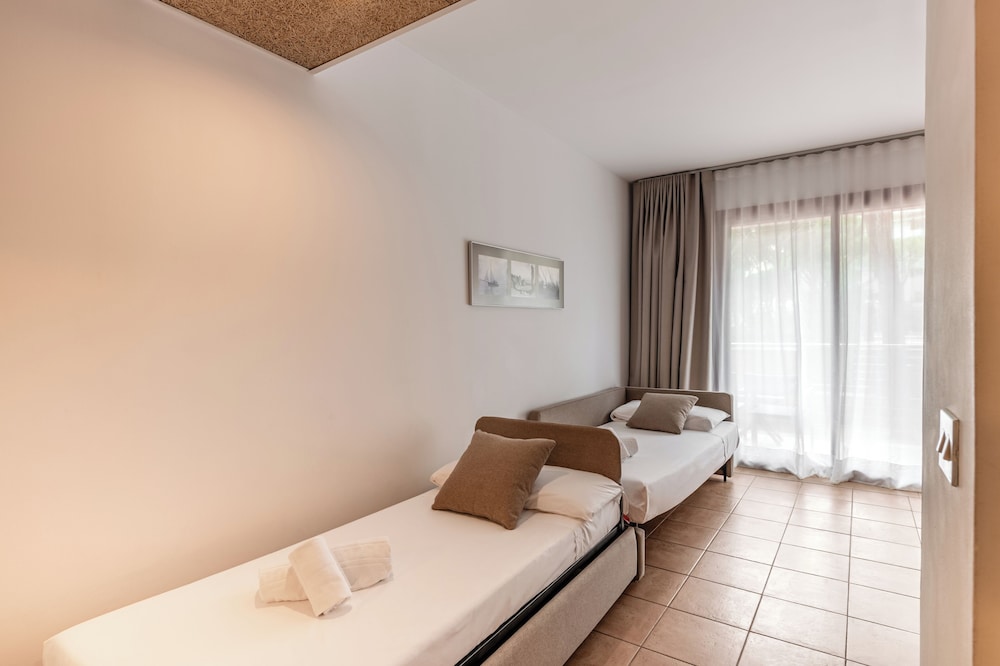 

Milano - S'agaro - Hotel NM Suites by Escampa Hotels