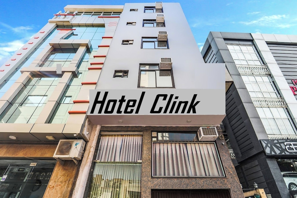 

Milano - New Delhi - Hotel Clink