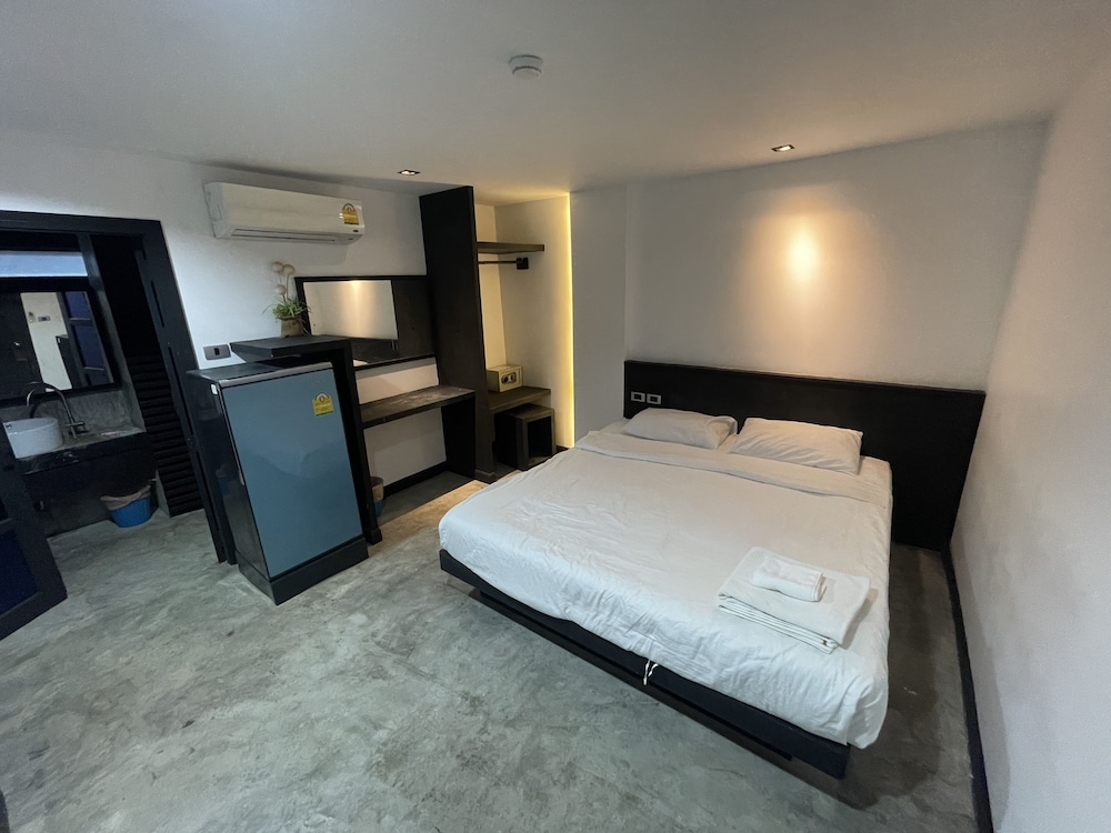 

Bologna - Patong Beach - Cocoon Islanda Hotel