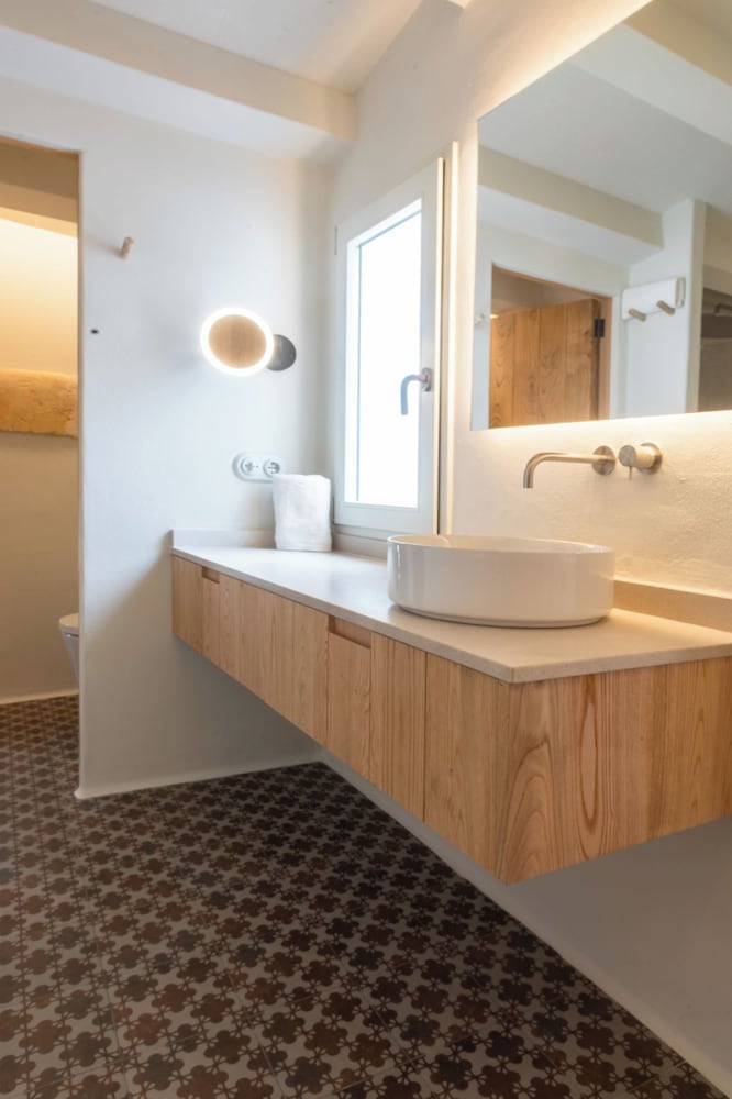 

Napoli - Cala'n Bosch - Set Blaus Boutique Hotel