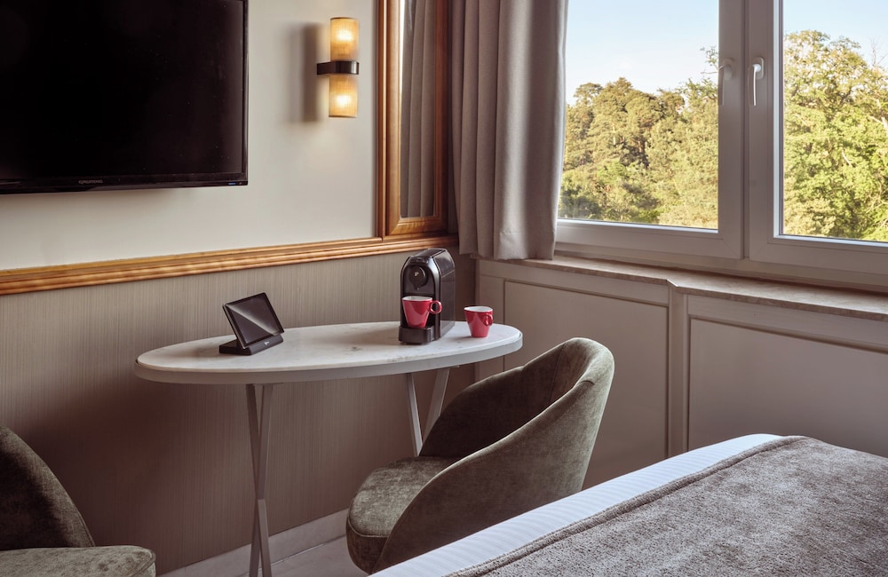 

Lamezia Terme - Frankfurt-Main Airport - Leonardo Hotel Frankfurt City South