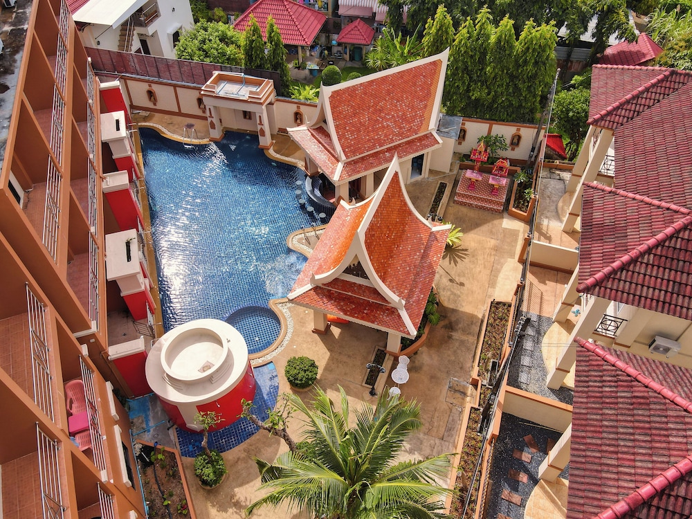 

Roma - Nai Harn Beach - My Friend's House Karon