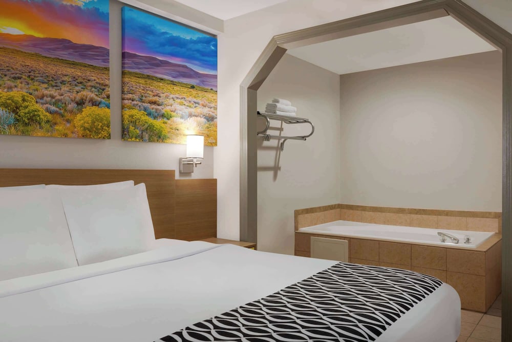 

Napoli - Covington (GA) - Days Inn By Wyndham Covington