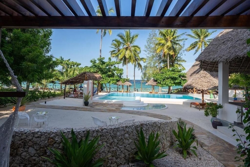 

Venezia - Pongwe, Zanzibar - MANOLO Beach Resort
