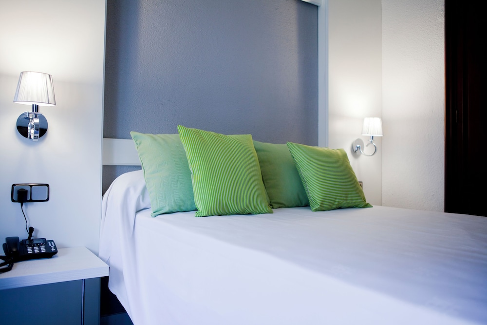 

Milano - Algeciras - Hotel Mir Octavio