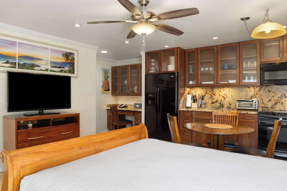 

Venezia - Wailea-Makena - Days Inn By Wyndham Maui Oceanfront