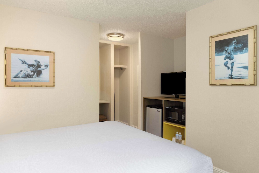 

Venezia - Wailea-Makena - Days Inn By Wyndham Maui Oceanfront