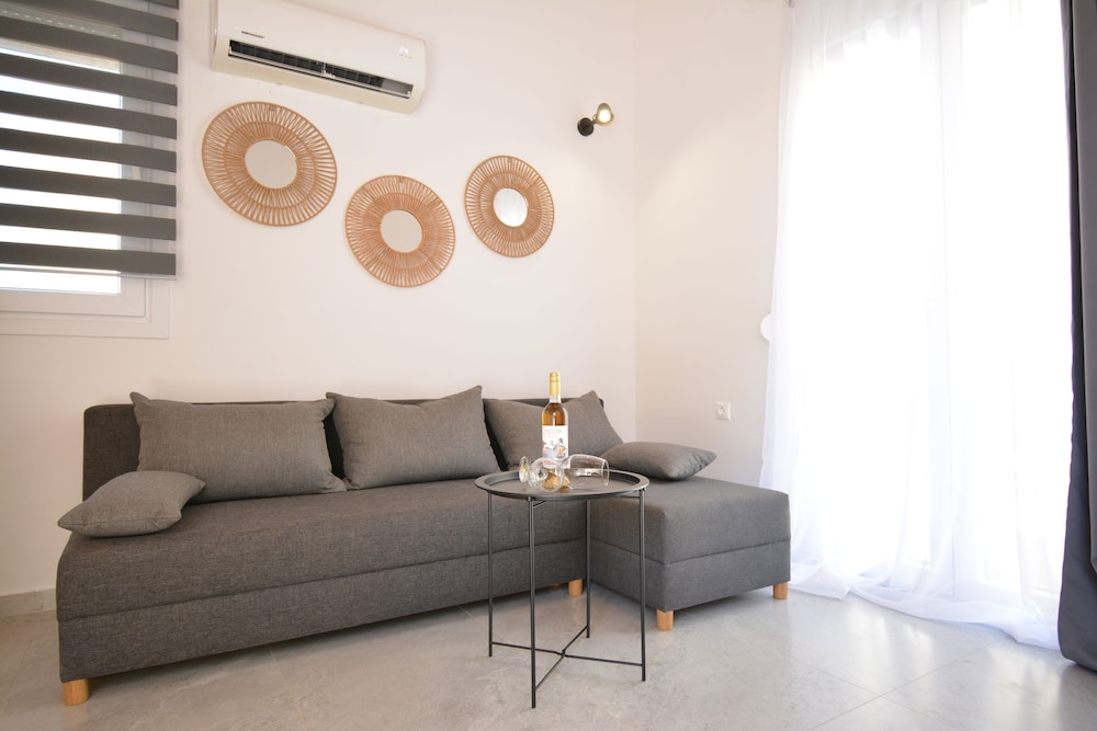 

Catania - Gournes - Michalianna Suites