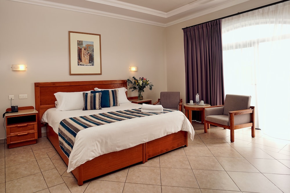 

Napoli - Malta - Paradise Bay Resort