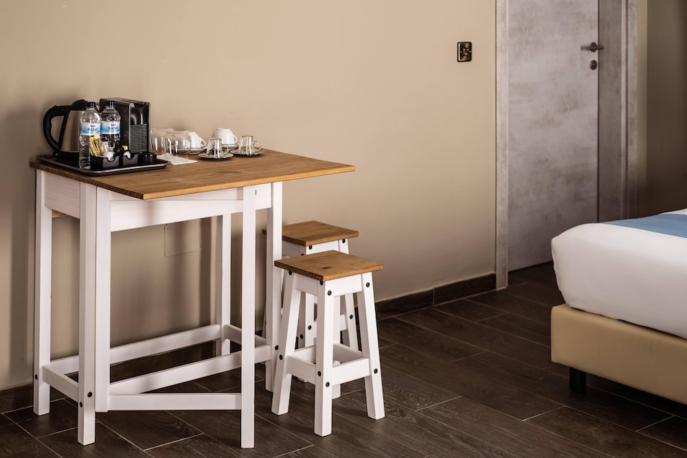 

Milano - San Lawrenz - The Segond Hotel