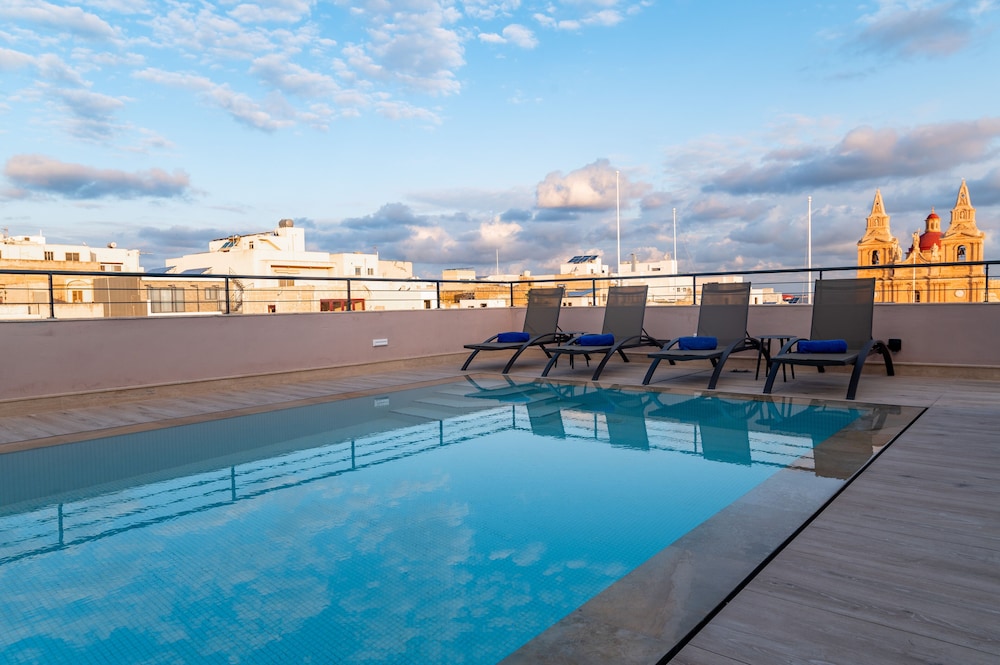 

Lamezia Terme - Mellieha - Maritim Antonine Hotel & Spa
