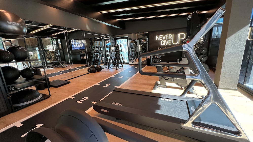 

Bologna - Tonale, Montagna Italia - Hotel Chalet Al Foss