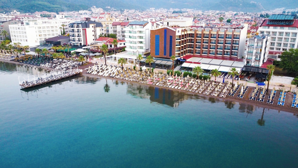 

Milano - Marmaris - point beach hotel