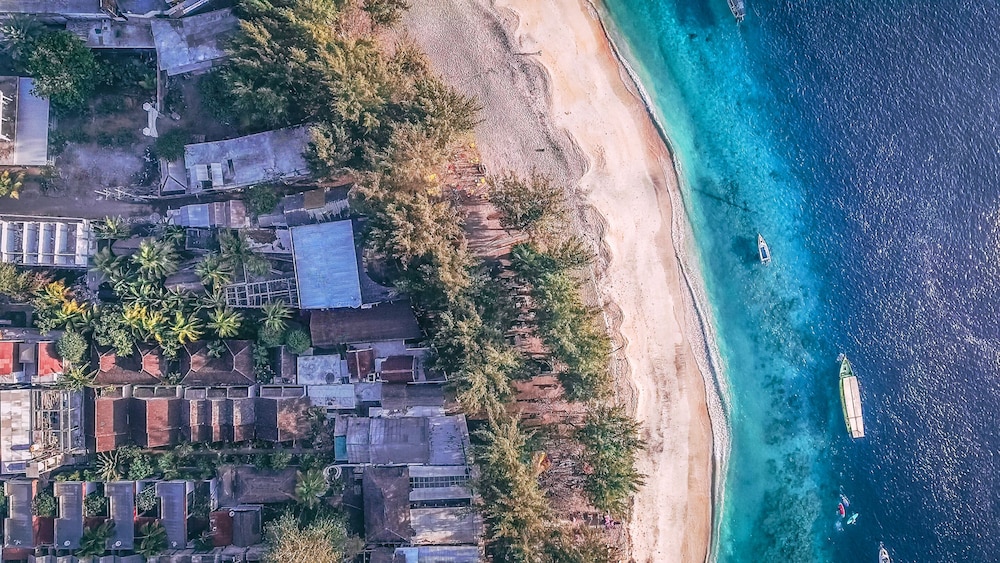 

Roma - Gili Trawangan - Warna Beach Hotel