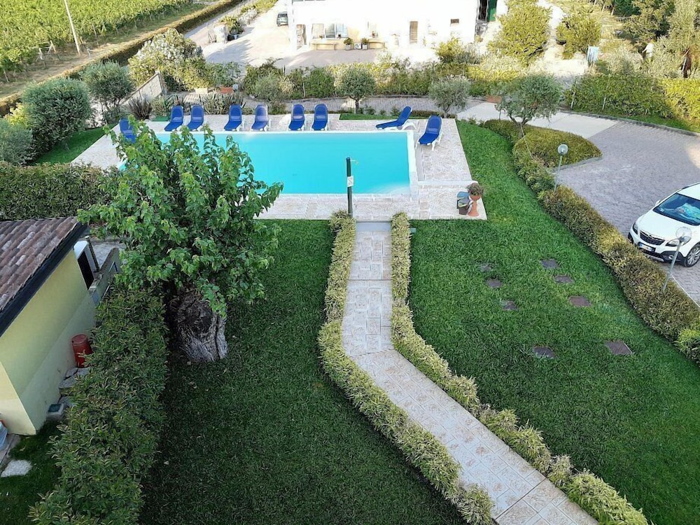 

Catania - Sirmione - Albergo quatro pini