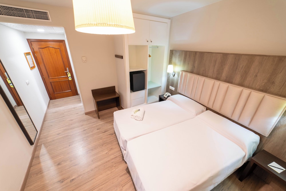 

Bologna - Siviglia - Hotel Sercotel Doña Carmela
