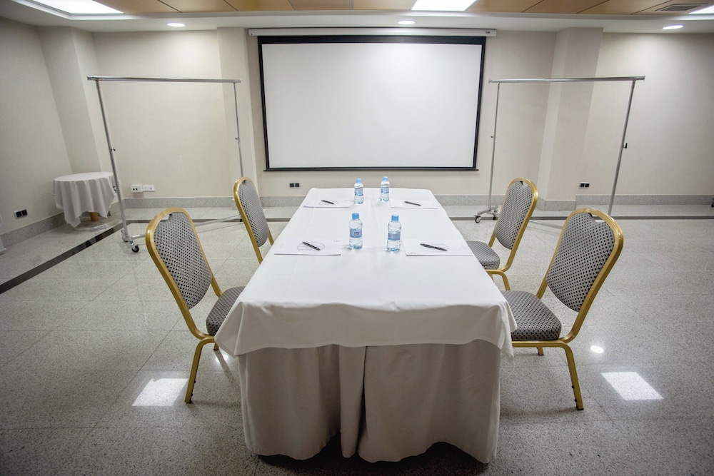 

Roma - Almería - Hotel Sercotel Gran Fama