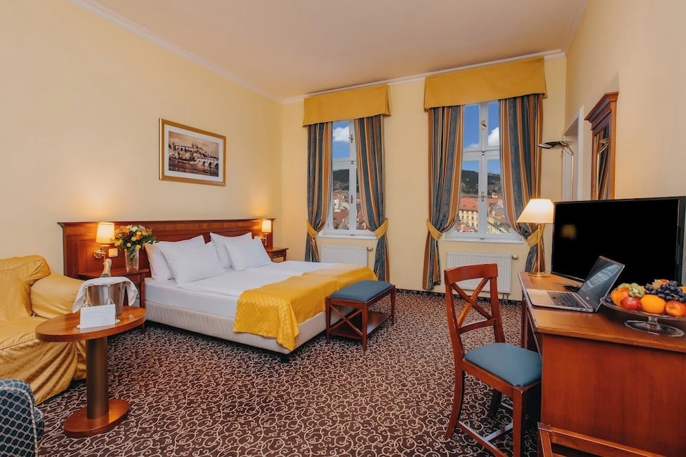 

Milano - Praga - Louis Leger - Czech Leading Hotels