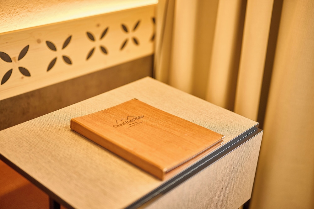 

Torino - Grindelwald - Hotel Central Wolter - Grindelwald