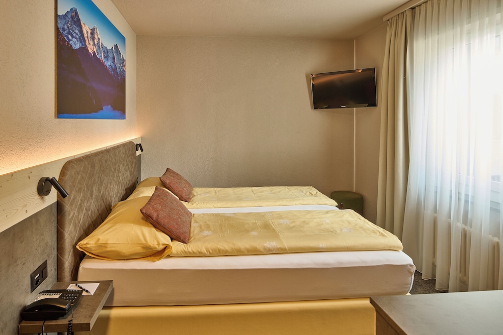 

Catania - Grindelwald - Hotel Central Wolter - Grindelwald