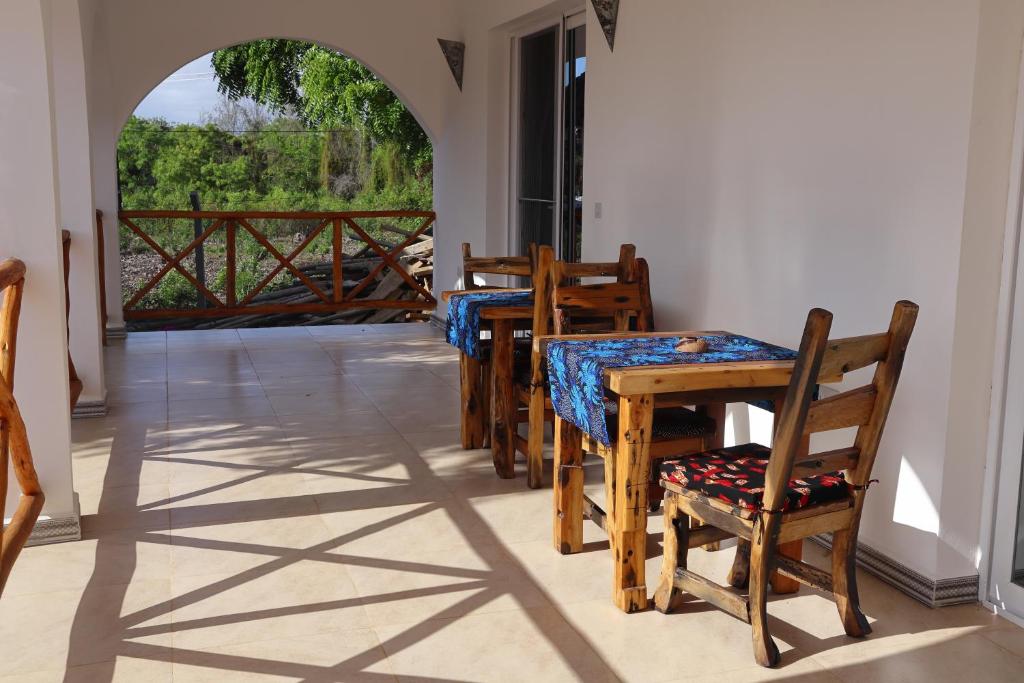 

Bari - Matemwe - Holiday Time Bungalows Zanzibar
