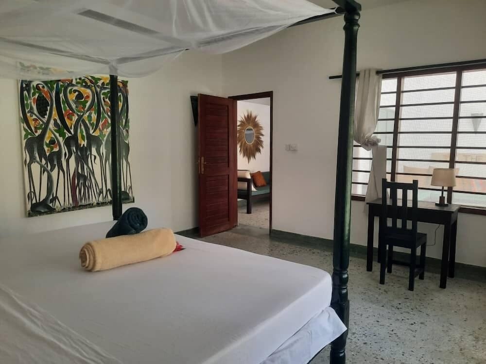 

Catania - Kizimkazi - Promised Land Lodge