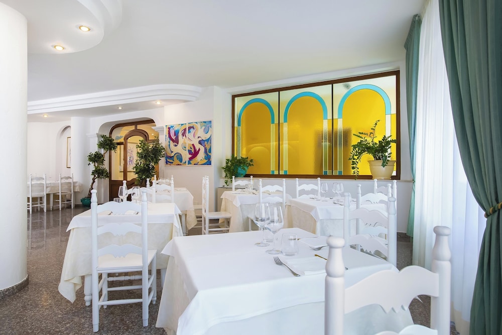 

Roma - Orosei - Hotel Maria Rosaria