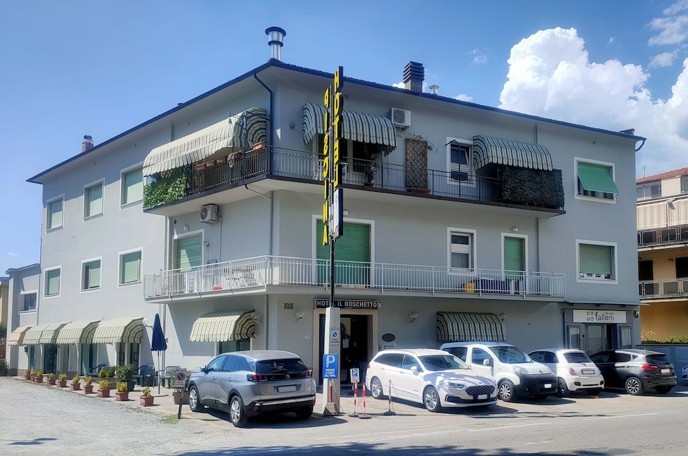 

Catania - Pistoia - Hotel Il Boschetto