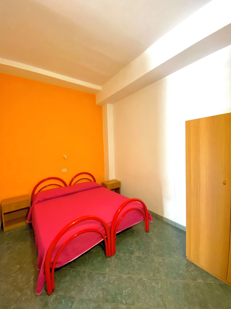 

Milano - Ricadi - Residence Hotel Felix