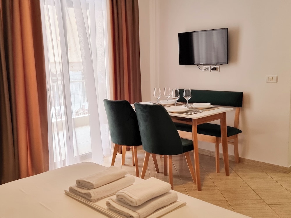 

Roma - Sarandë - Arte Apartments