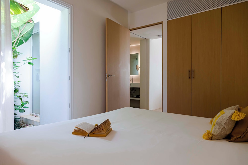 

Roma - Puerto de San Miguel - Ca Na Xica - Hotel & Spa