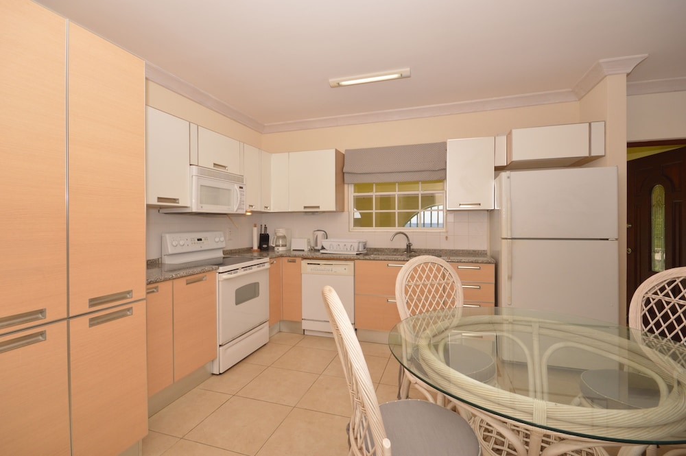 

Milano - Speightstown - White Sands G6