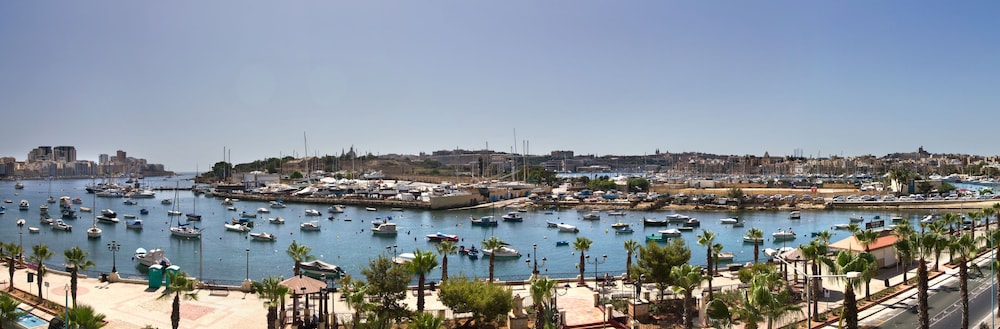 

Bari - Il-Gżira - Blubay Apartments by ST Hotels