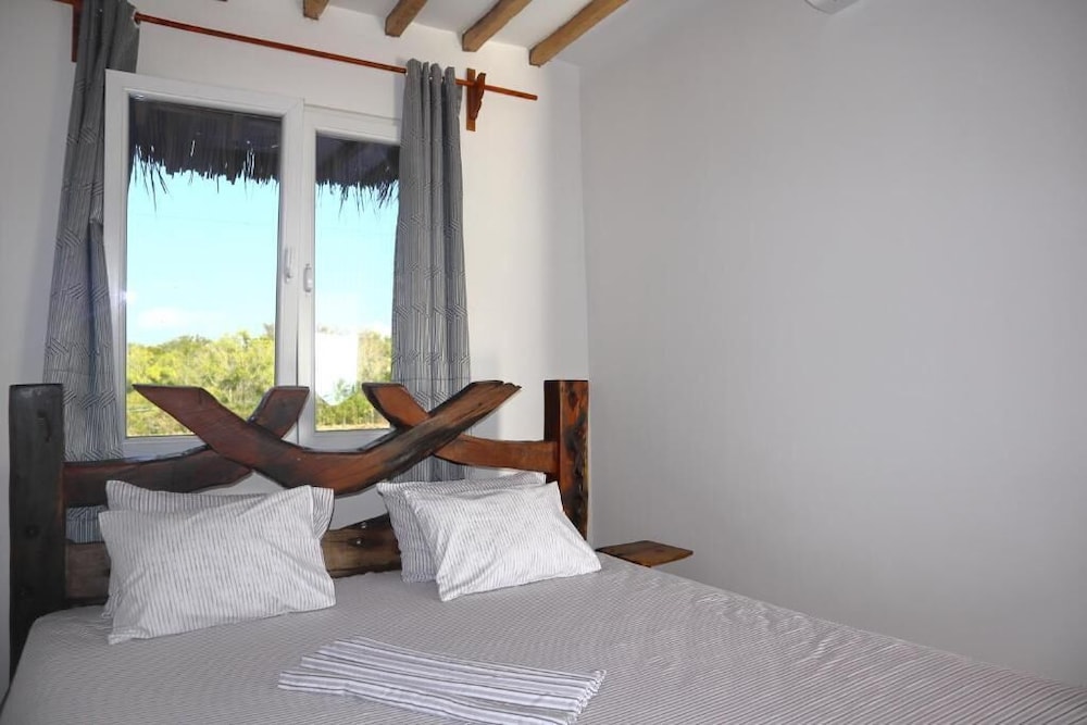 

Roma - Matemwe - Holiday Time Bungalows Zanzibar