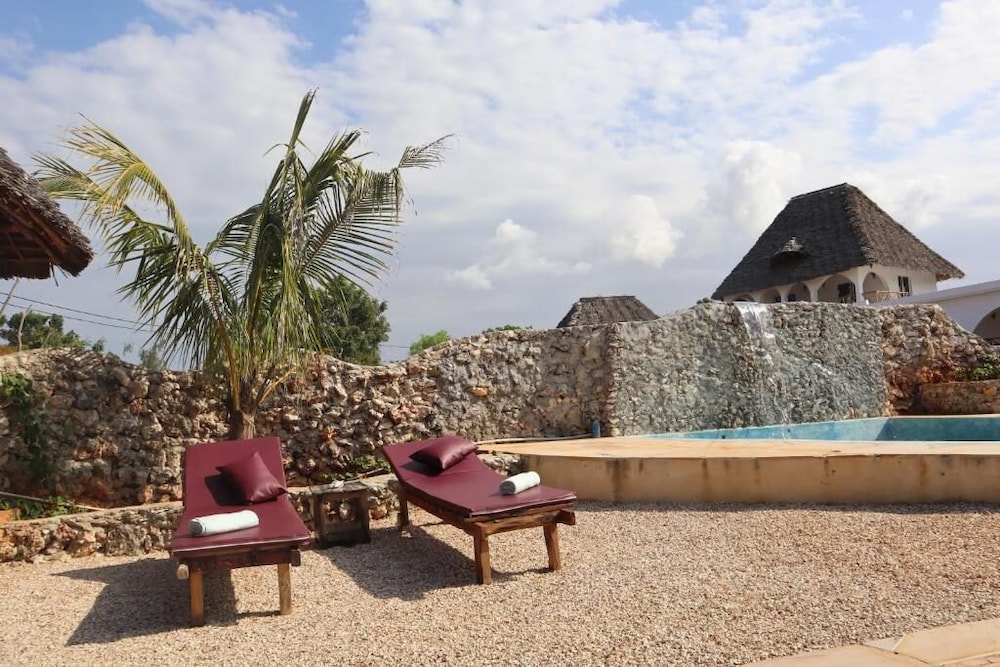 

Torino - Matemwe - Holiday Time Bungalows Zanzibar