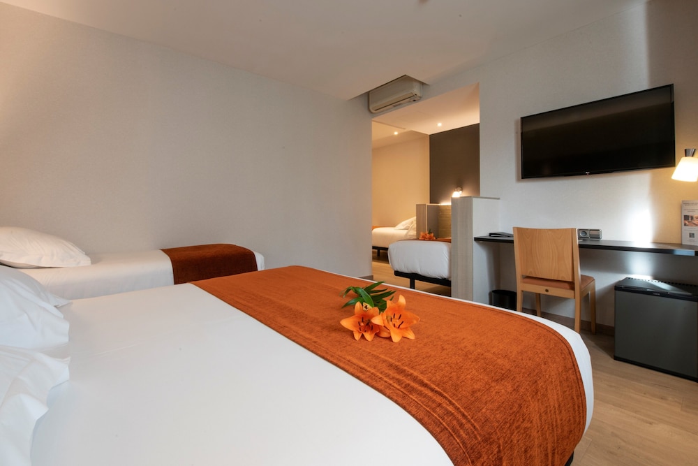 

Milano - A Coruna - Hotel Avenida