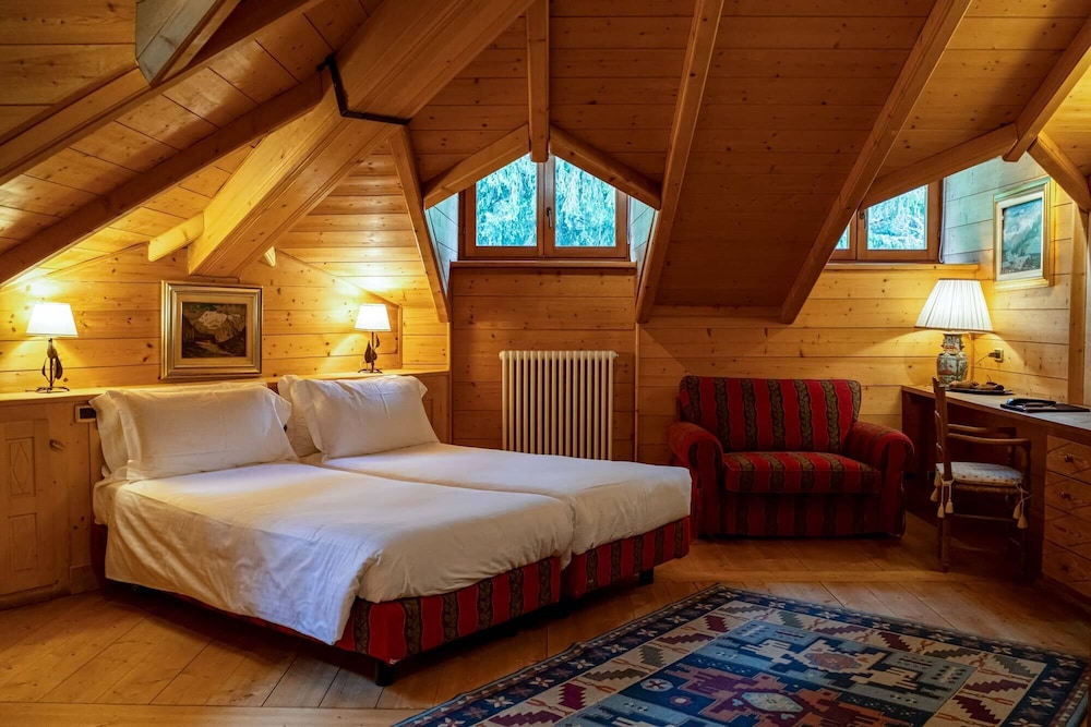 

Napoli - Gressoney-la-Trinité - Hotel Breithorn