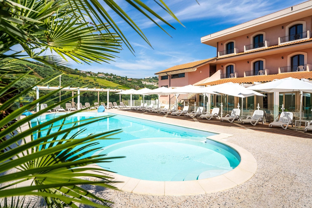 

Milano - Alba Adriatica - Hotel Villa Elena
