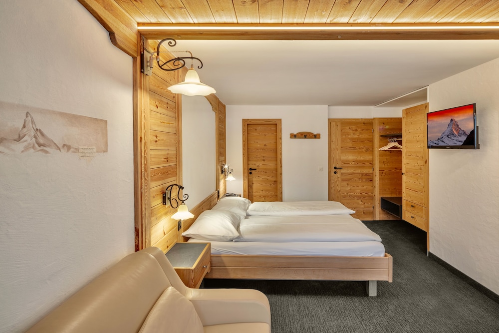 

Bari - Zermatt - Hotel Antika