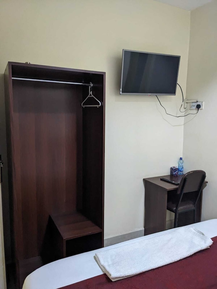 

Milano - Nairobi - Epitome Times Hotel