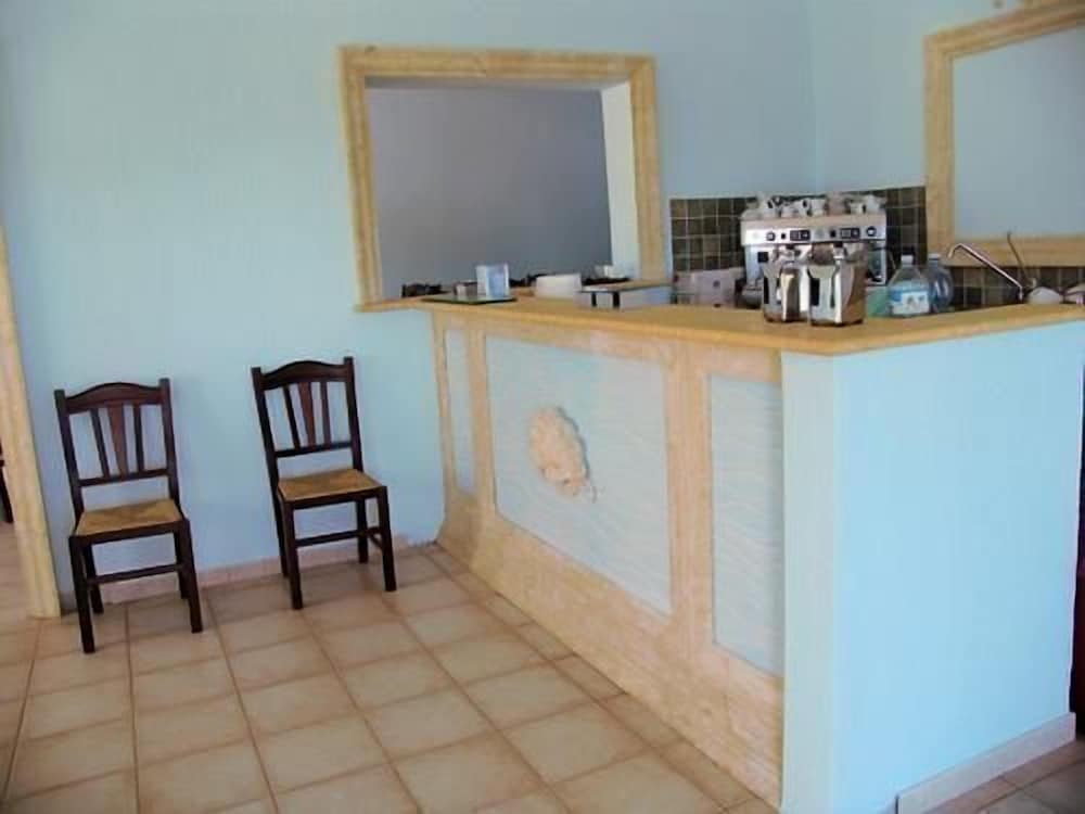 

Napoli - Sardegna Sud - Cagliari, Villasiumius, Costa Rei, Pula, Mare Italia - Hotel Baia Cea