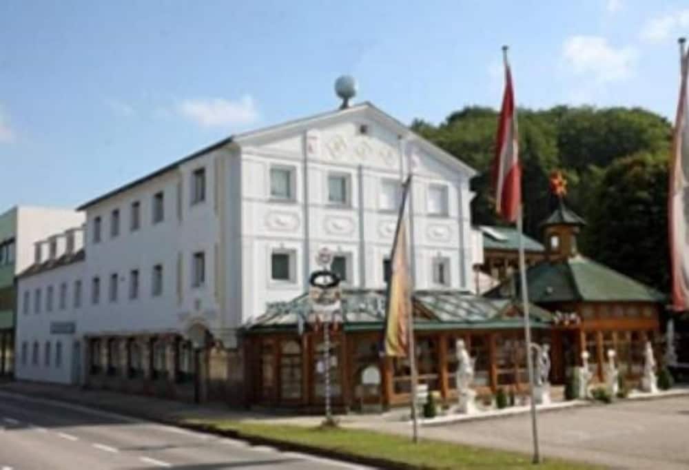 

Roma - Vöcklabruck - Höckner Plaza Hotel