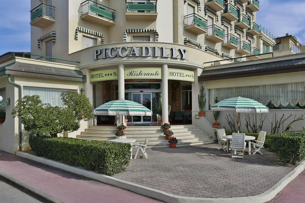 

Napoli - Versilia e Costa Toscana, Mare Italia - Piccadilly