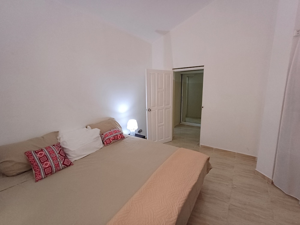 

Milano - Sosua - Linkzup Playa Laguna Villa