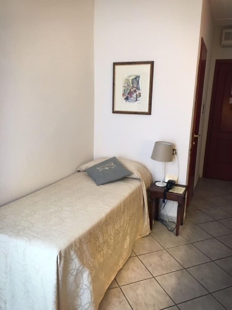 

Roma - Volterra - Hotel San Lino