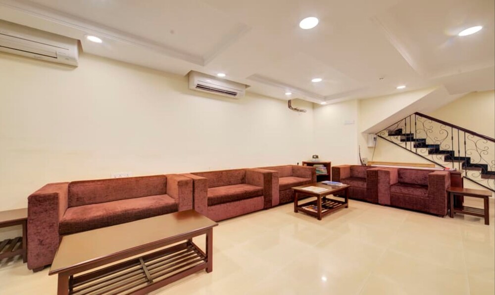 

Verona - Goa - Hotel Menino Executive