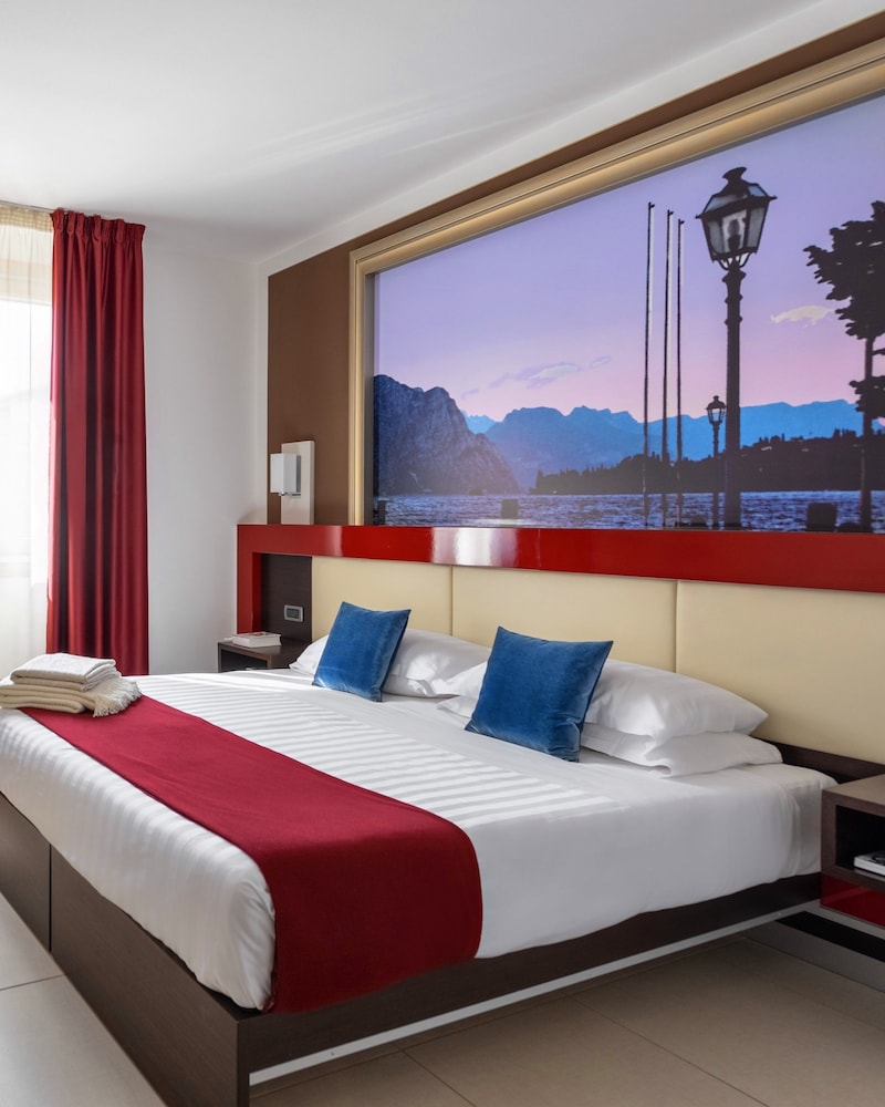 

Roma - Castelnuovo del Garda - Kairos Garda Hotel