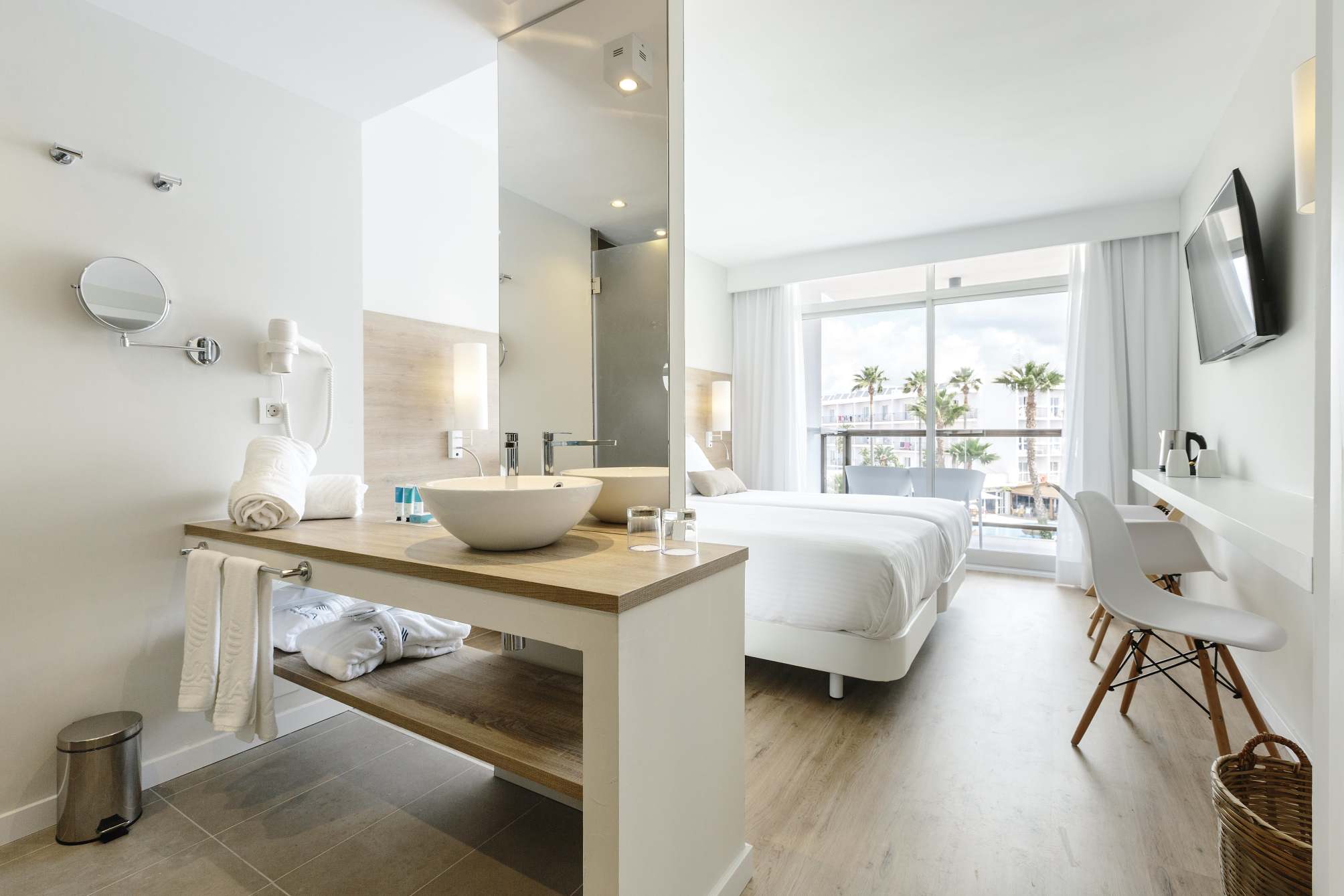 

Bologna - Santa Eulalia del Río - AluaSoul Ibiza - Adults only